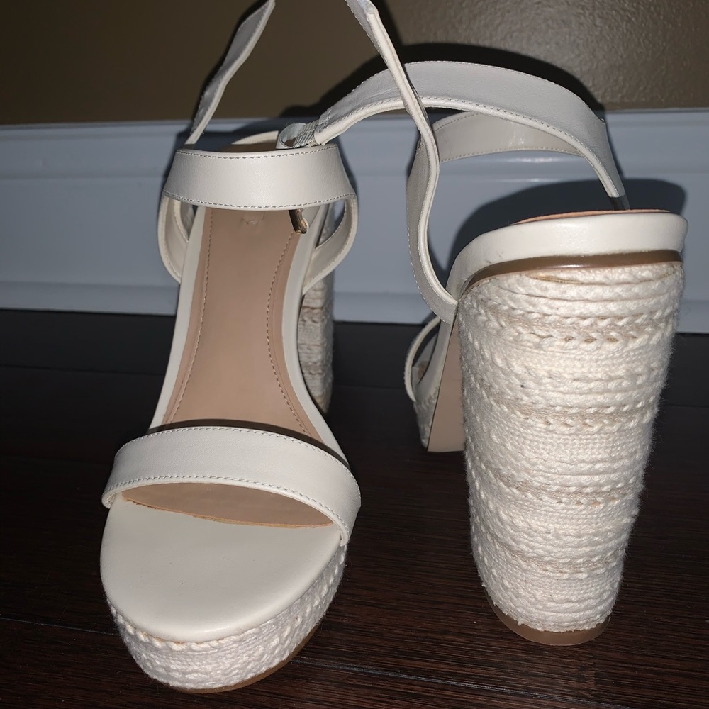 Heels - Picture 3 of 4